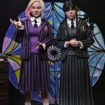 Φιγούρα Wednesday – Wednesday Addams & Enid (Nevermore Uniform) 2‑Pack 20 cm